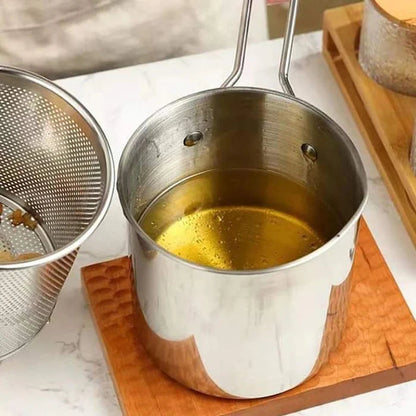 Stainless Steel Deep Fryer Pot with Strainer 1200ML Oil Capacity